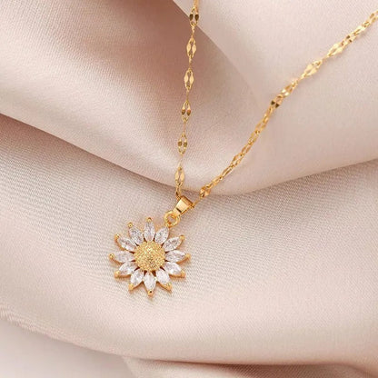 Jennie – Collar Girasol en Cristal y Acabado Dorado