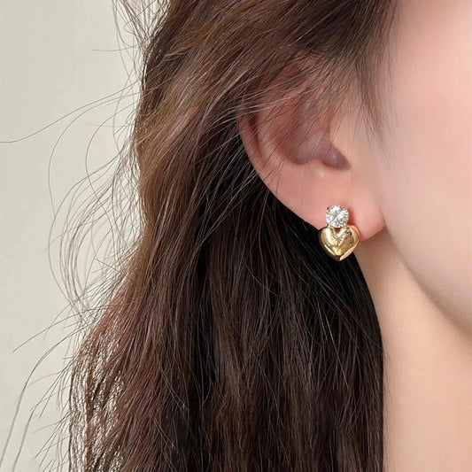 Coralie – Mini Pendientes Corazón Dorados