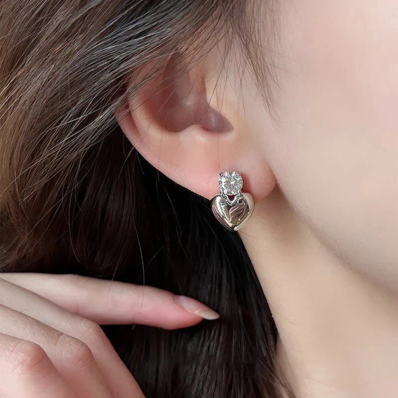 Coralie – Mini Pendientes Corazón Dorados