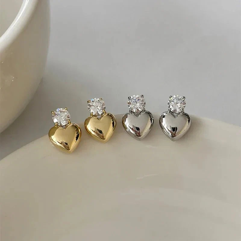 Coralie – Mini Pendientes Corazón Dorados