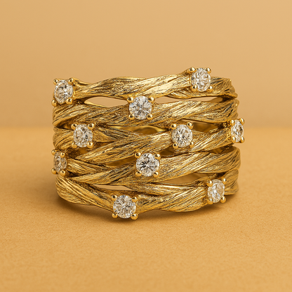 Marisse – Anillo Dorado Estilo Vintage con Brillo Sutil
