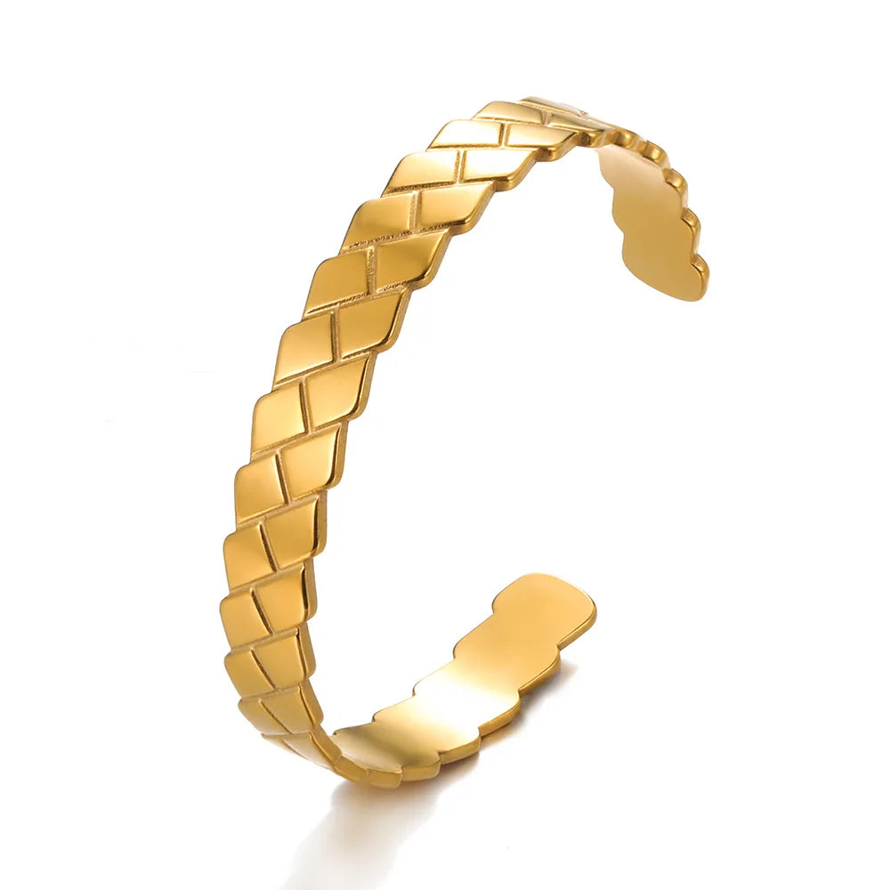 Pulsera Abierta para Damas con Diseño de Chevron Trenzado