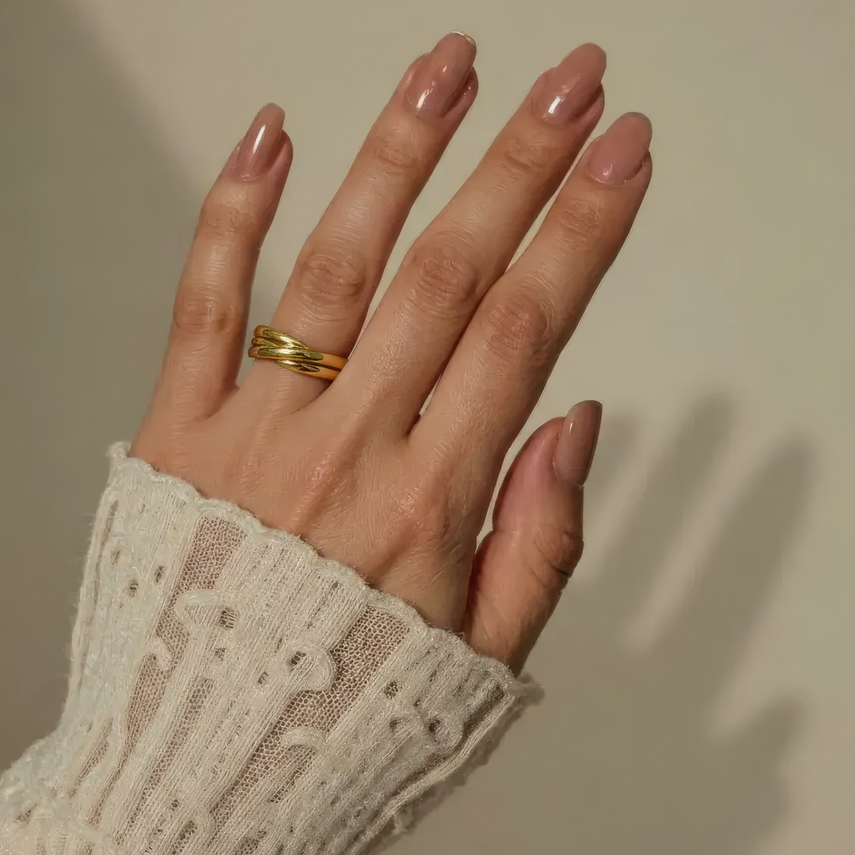 Damas Anillo de 3 Filas con Diseño de Giro Interconectado