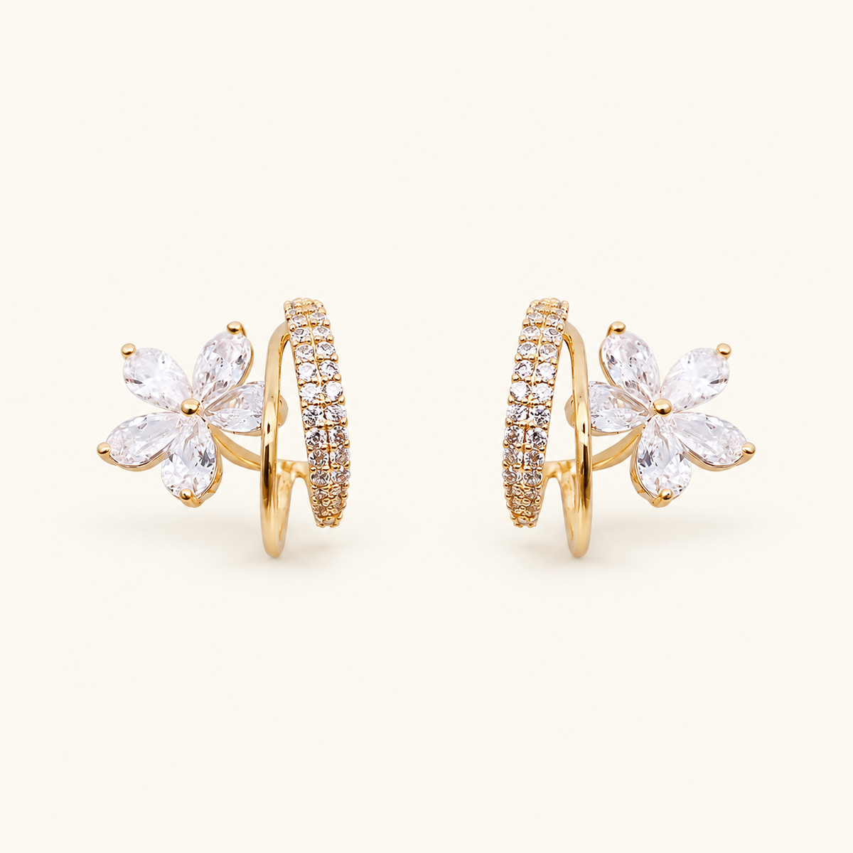 Pendientes de Declaración para Mujeres con Motivo Floral y Diseño de Anillo Doble