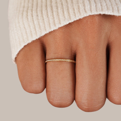 Vanya – Anillo de Eternidad con Cristales