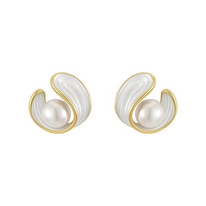 Alina – Pendientes Lujosos en Ópalo Blanco, Perla y Dorado