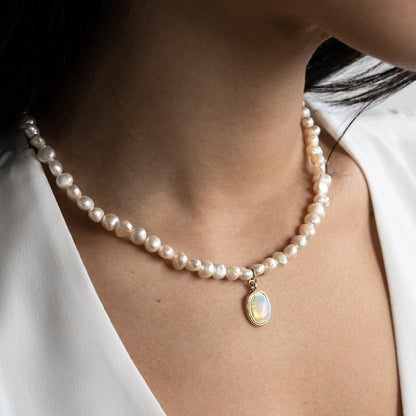 Piedra lunar - Collar de perlas