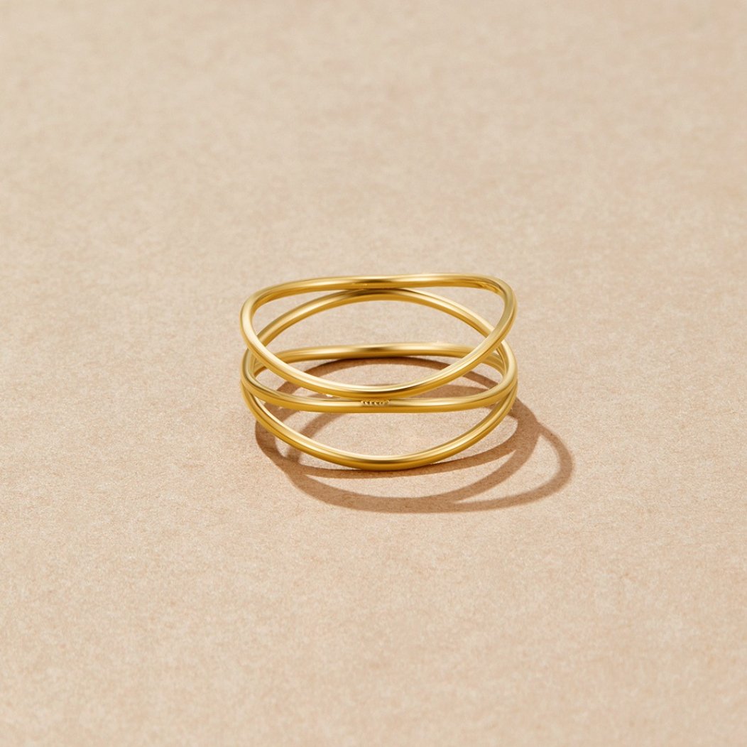 Elayna – Anillo Bucle Infinito Dorado