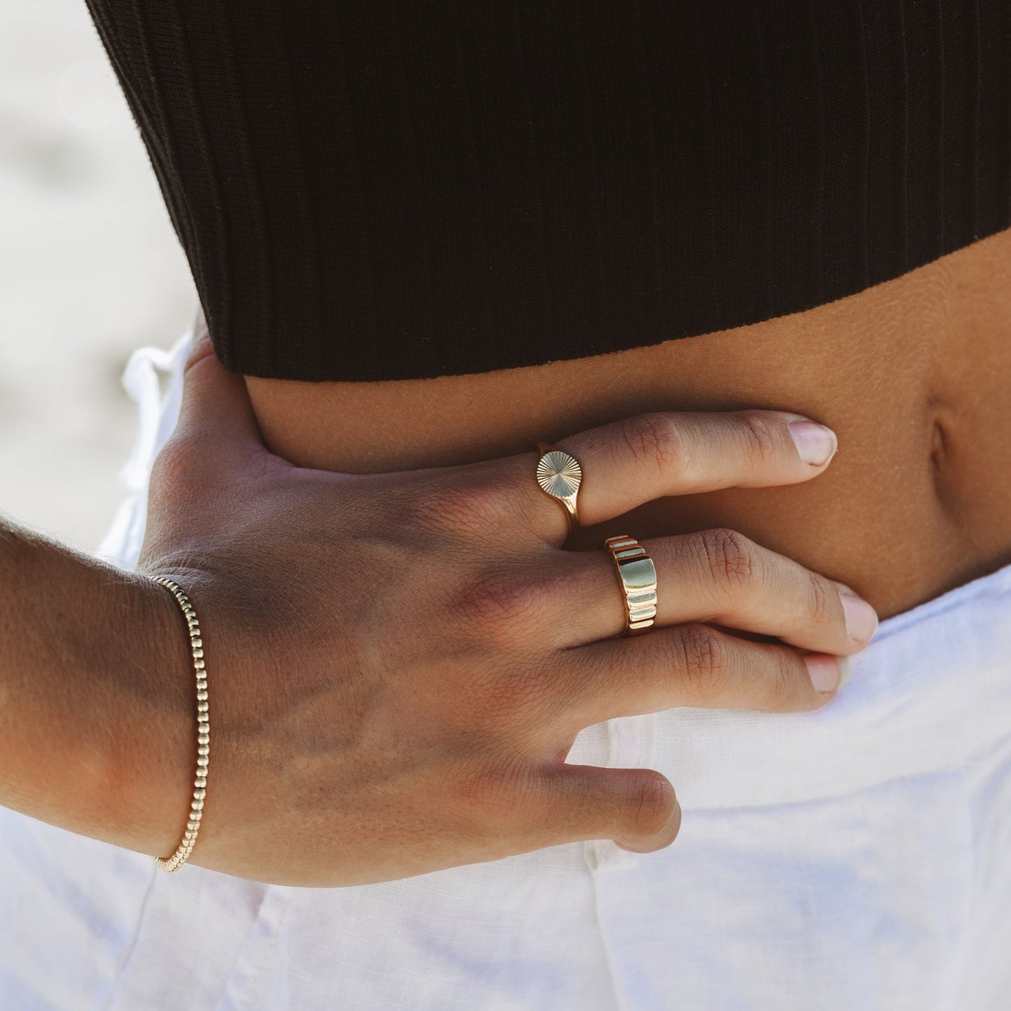Solana – Anillo Sello con Diseño de Sol