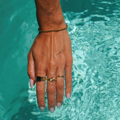 Solana – Anillo Sello con Diseño de Sol