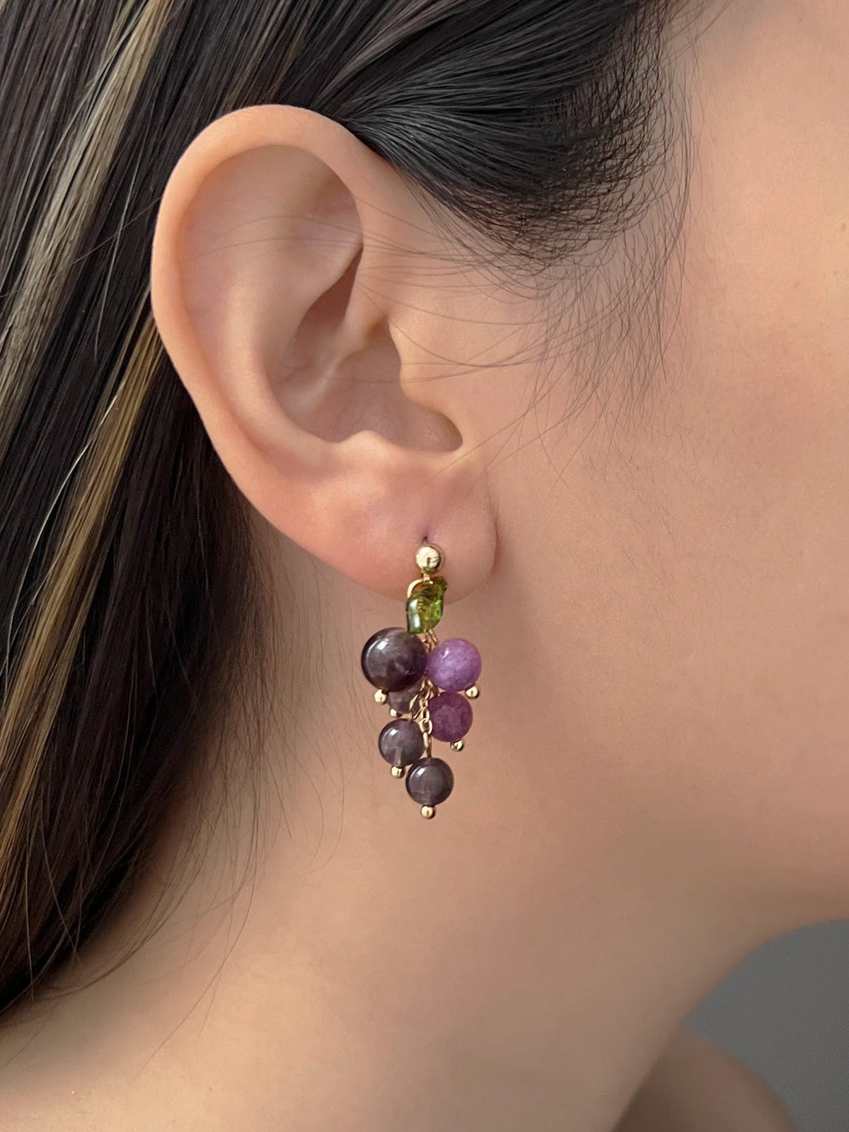 Pluma - Pendientes de Uvas con Piedras Naturales