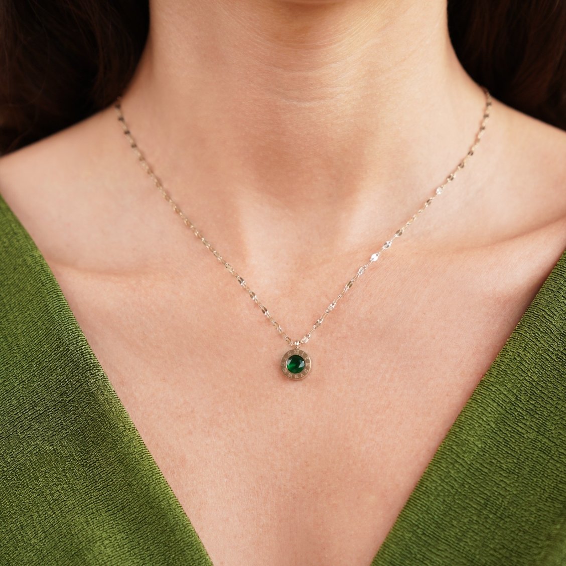 Jihyo – Collar Cristal Verde
