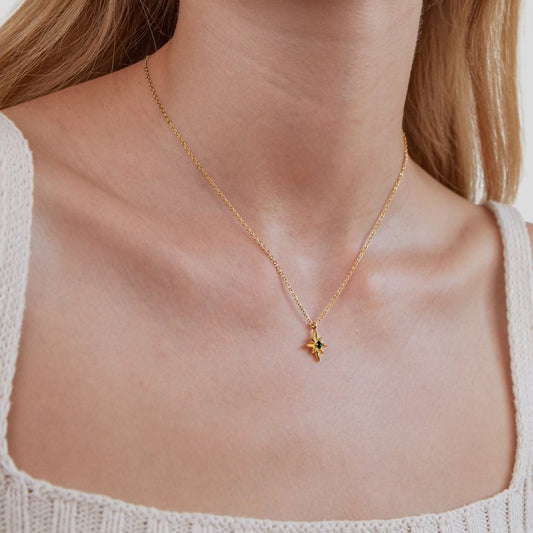 Celestia – Collar Estrella Guía en Cristal Esmeralda