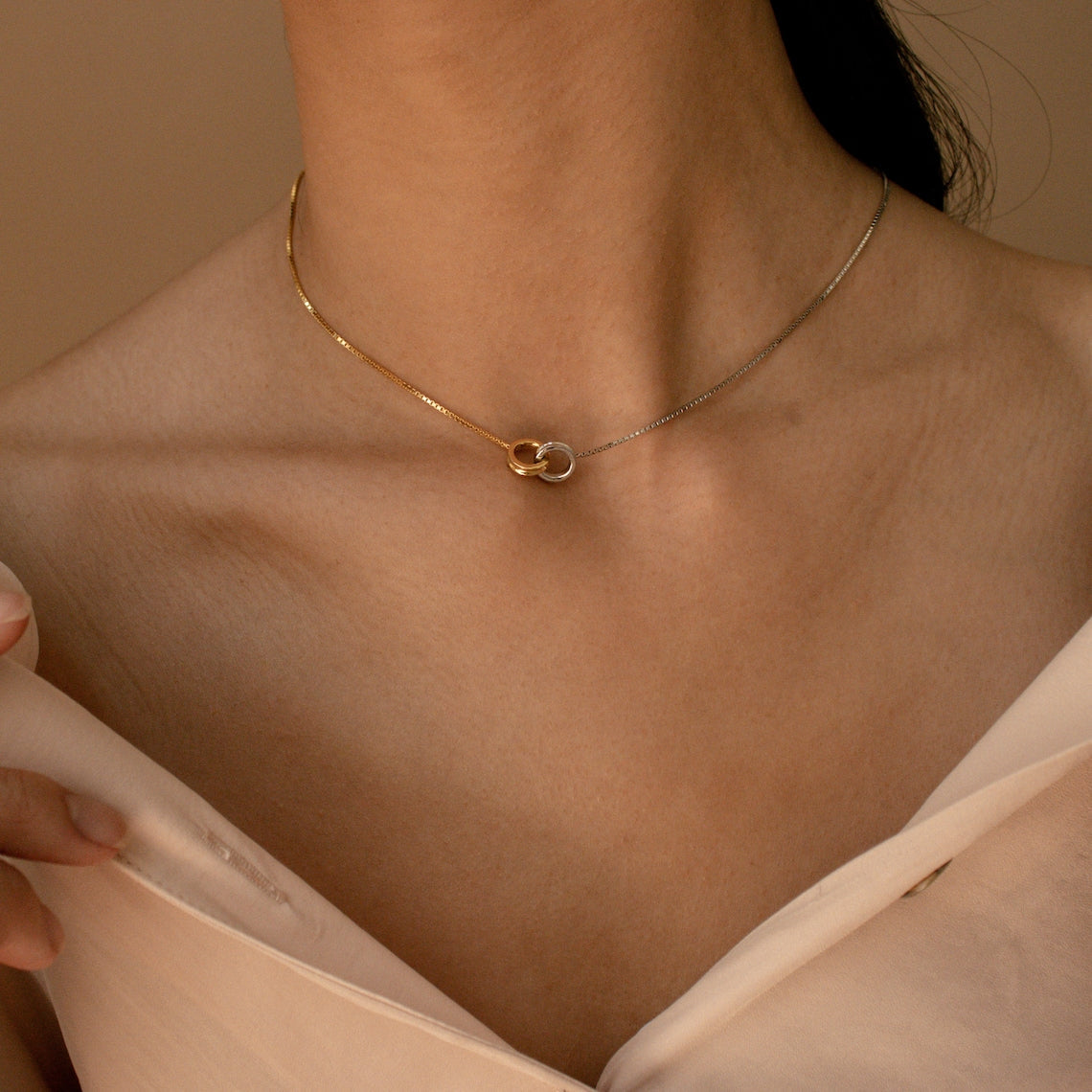 Collar Círculo Eterno - Collar de Círculos Enlazados