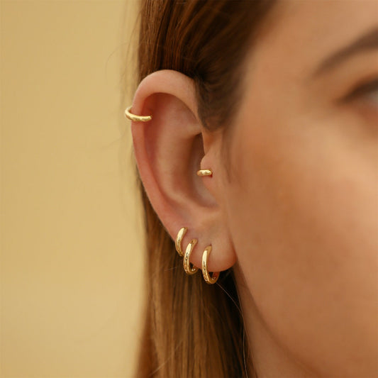 Pendientes Huggie de Oro - Juego de 7 Pendientes Hoop