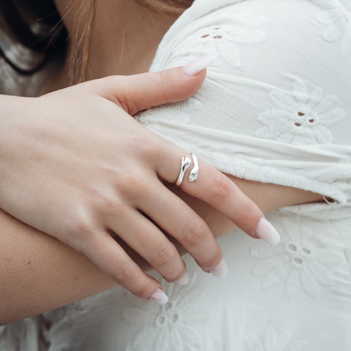 Anillo de Abrazo - Anillo de Mano de Abrazo