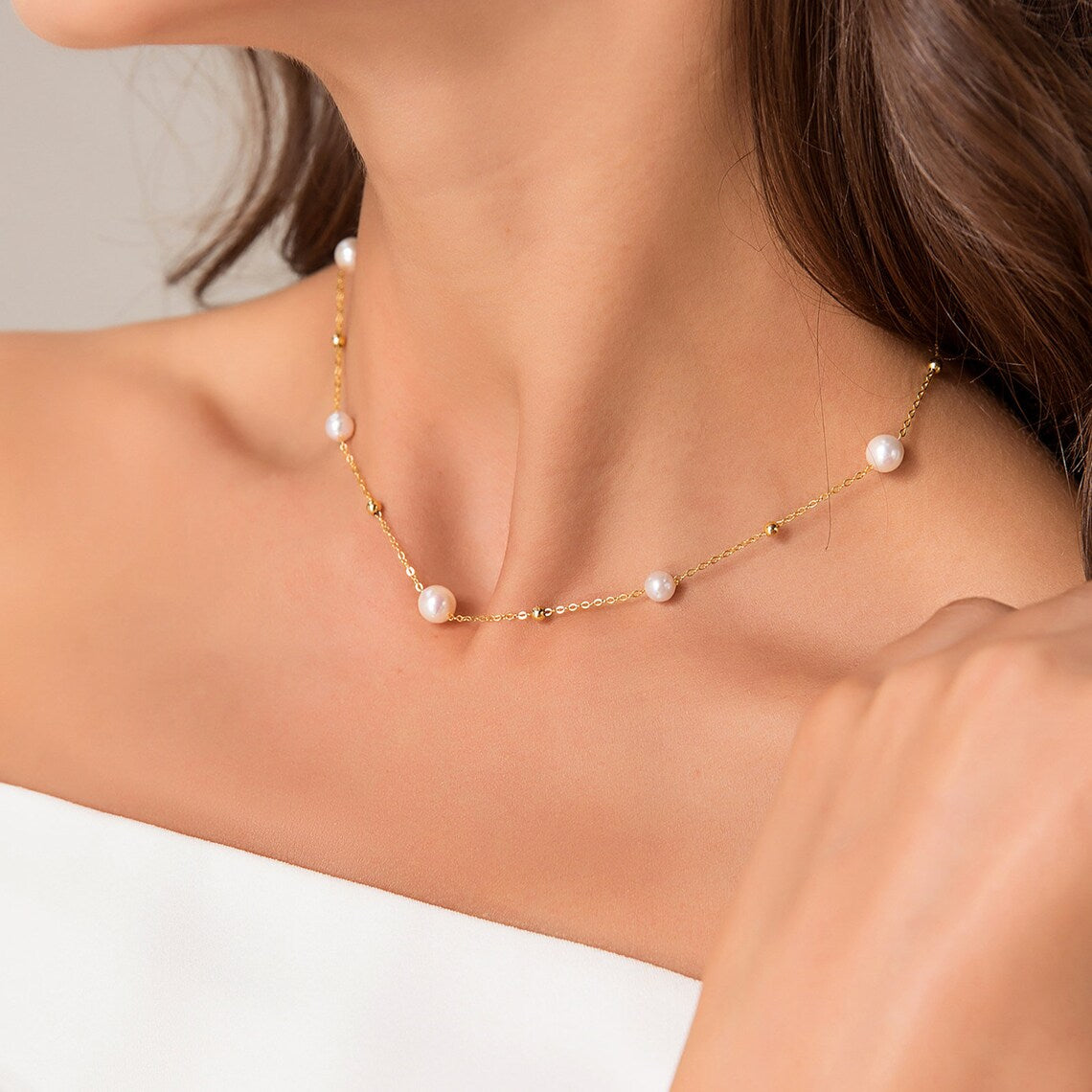 Cadena de oro y perlas - alternando perlas y cadena de oro