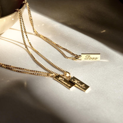 Lina – Collar Etiqueta Delicada Personalizada