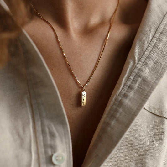 Lina – Collar Etiqueta Delicada Personalizada