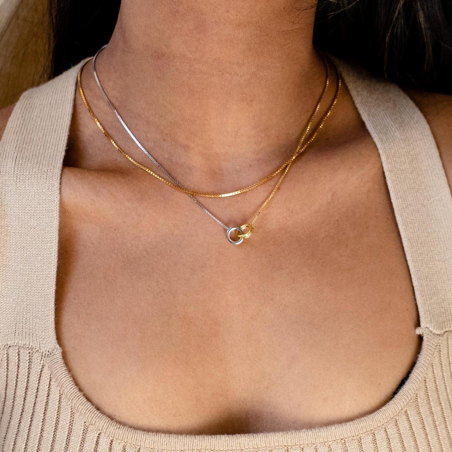 Elisse – Collar Círculos Entrelazados