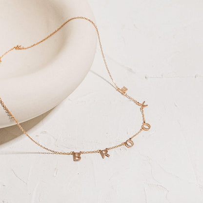 Alice – Collar Personalizado con Letra