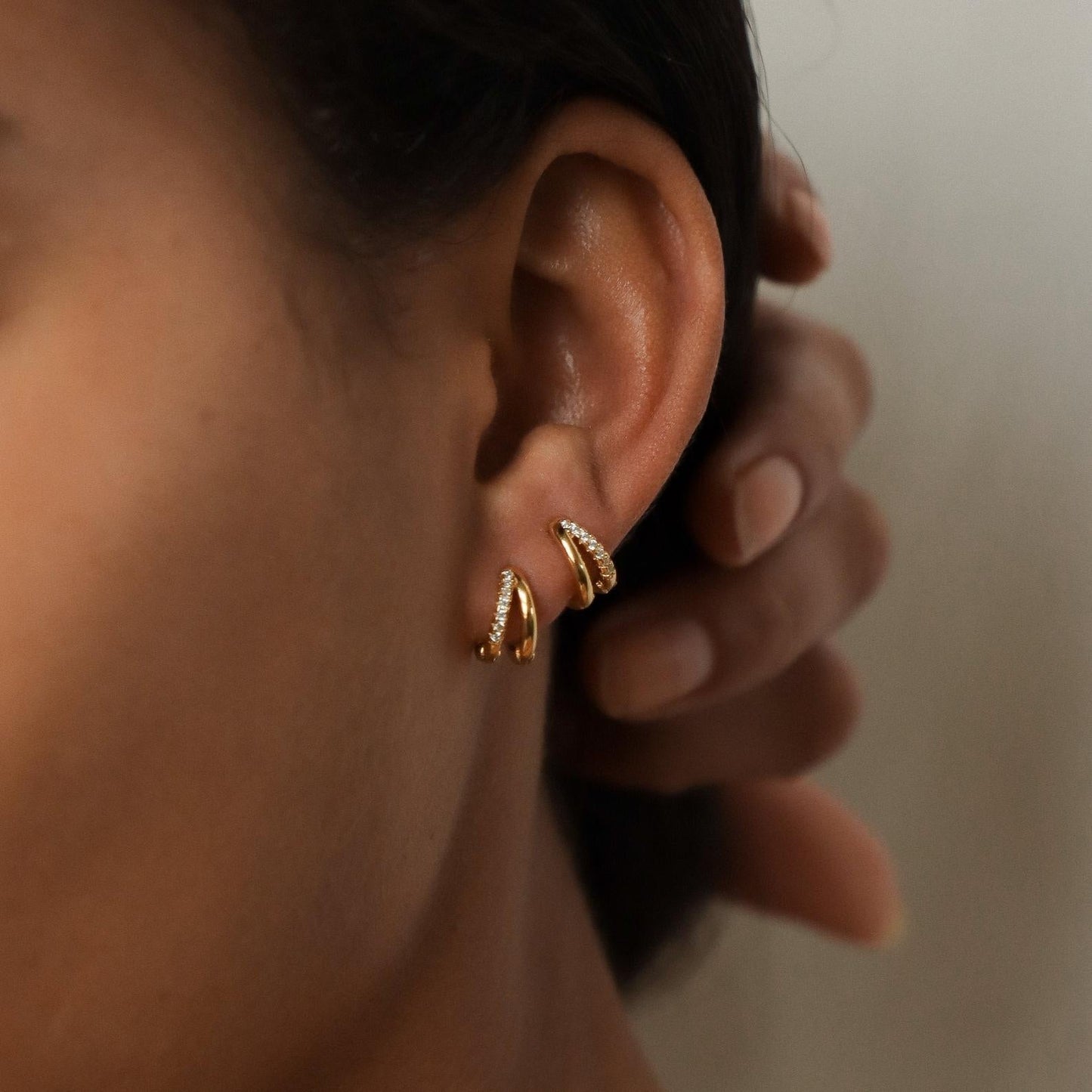Duo Huggies - Pendientes Duo con Circonitas