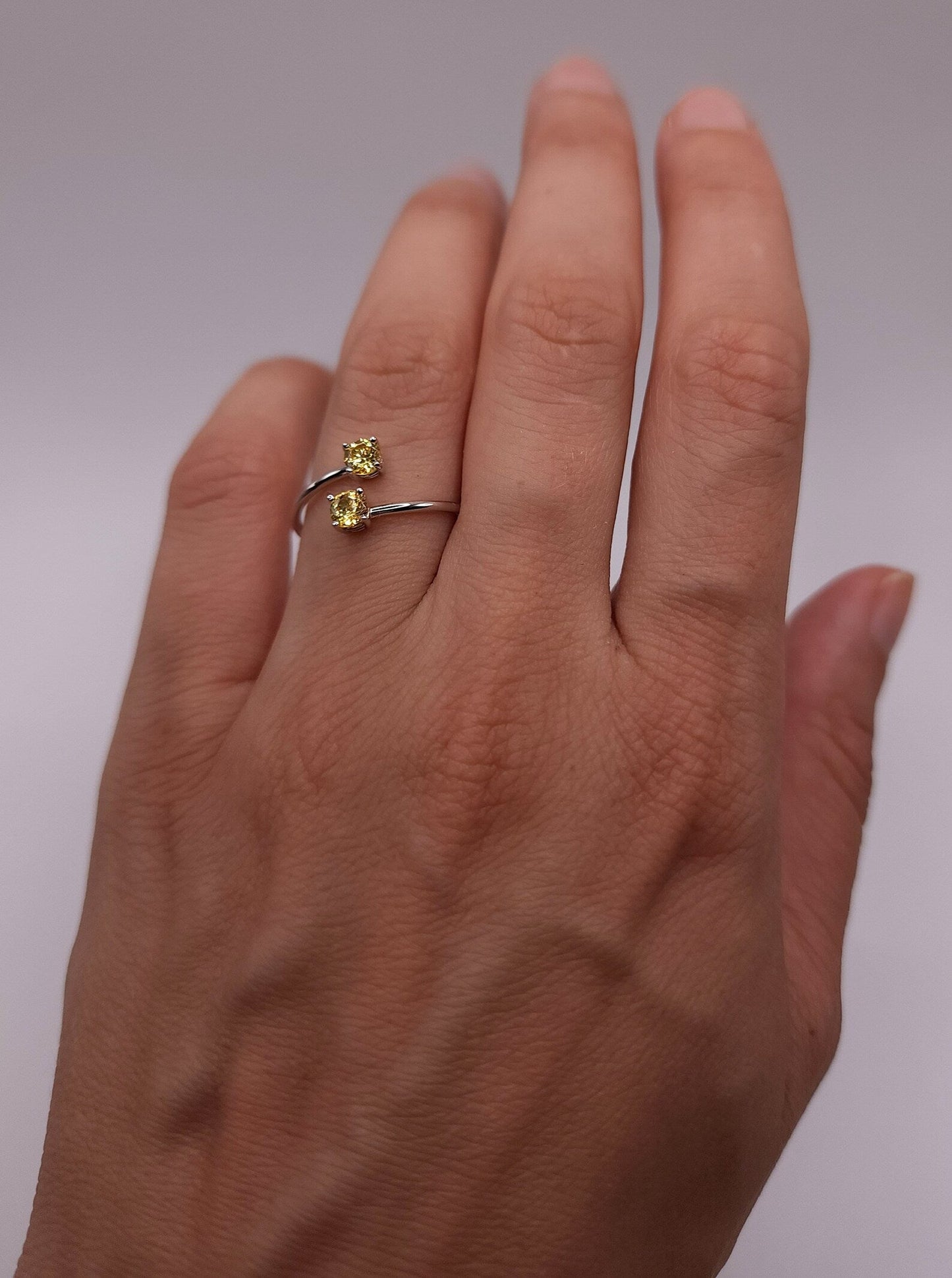 Anillo de 2 piedras