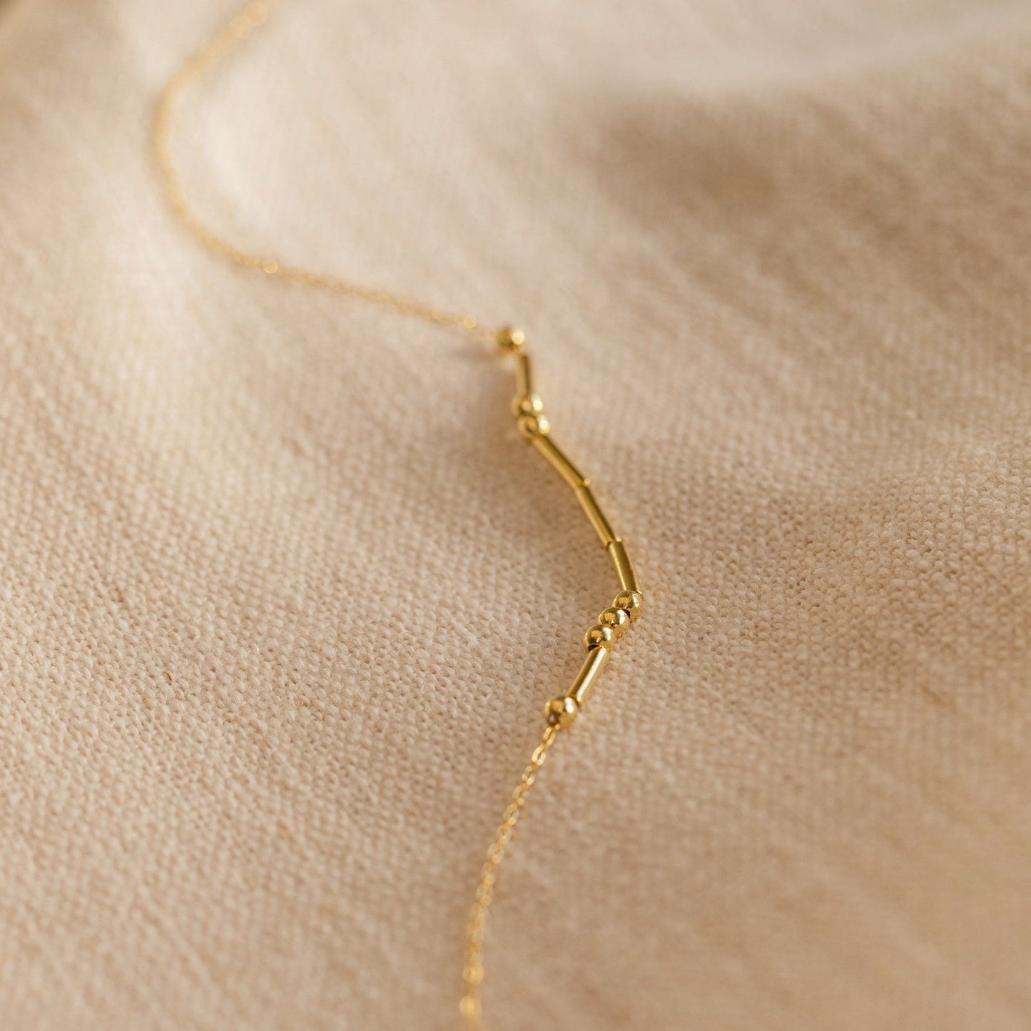 Leanie – Collar Código Morse Personalizado