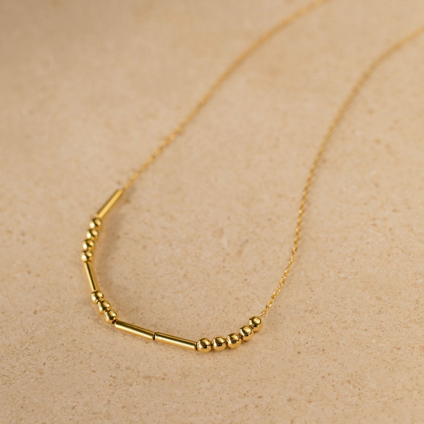 Leanie – Collar Código Morse Personalizado