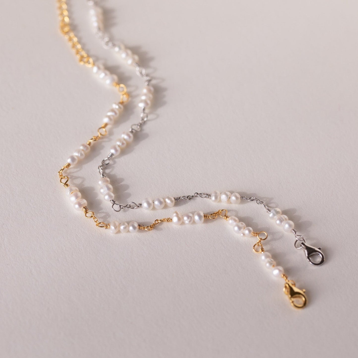 Hailey – Pulsera Estación Perlas