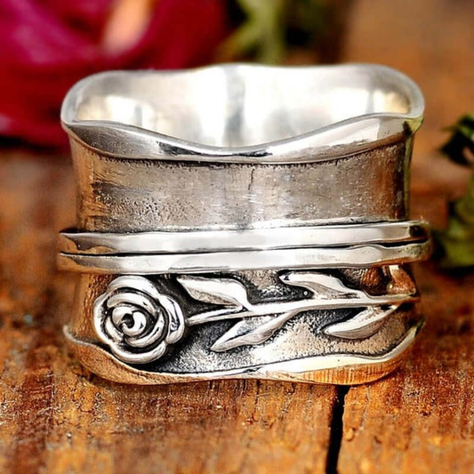 Lilwen – Anillo Flor Vintage en Plata