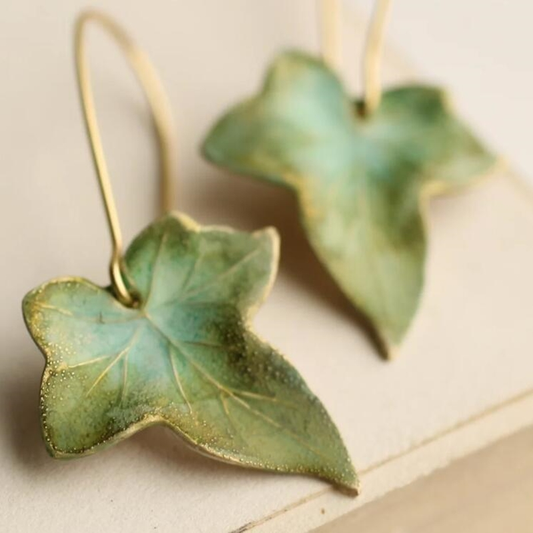 Silva – Pendientes Vintage de Hoja Verde