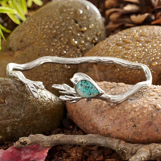 Isaline – Pulsera Delicada Vintage con Motivo de Pájaro