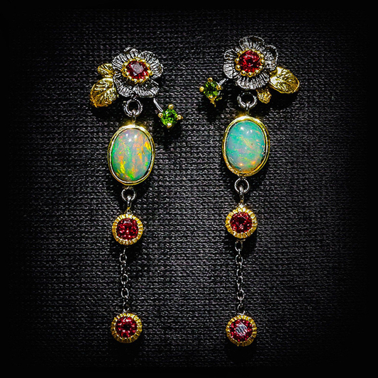 Zyra – Pendientes Boho con Ópalo y Circonita Roja