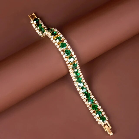 Maud – Pulsera Elegante Dorada con Accentos Verdes