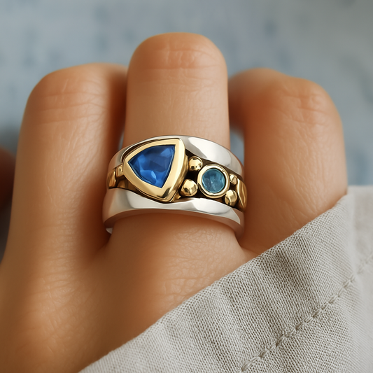 Yana – Anillo Vintage con Cristal Azul