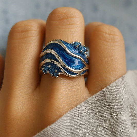 Kylie – Anillo Ola Dorada de Estilo Vintage