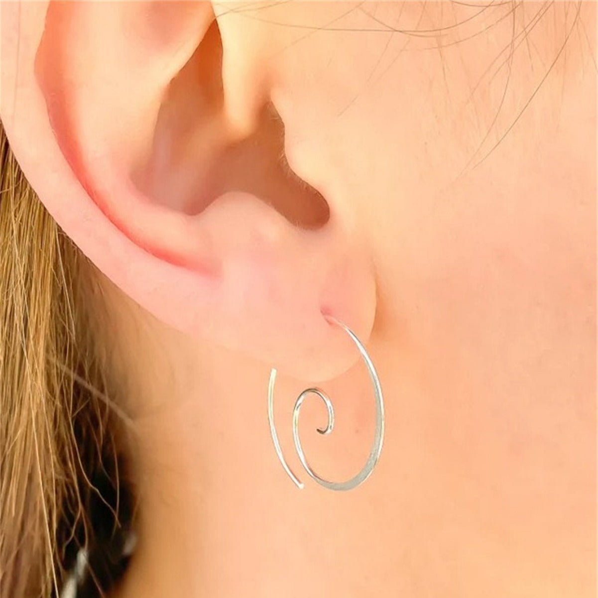 Yara – Pendientes Boho de Espiral en Plata