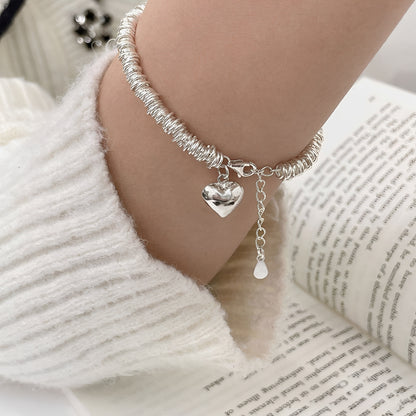 Marie – Pulsera Elegante de Plata con Corazón