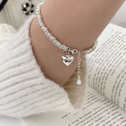 Marie – Pulsera Elegante de Plata con Corazón
