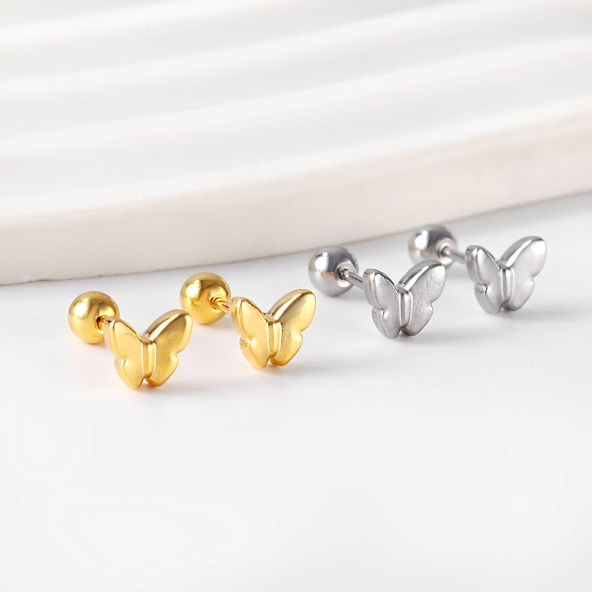 Astrid – Pendientes Mariposa Delicados