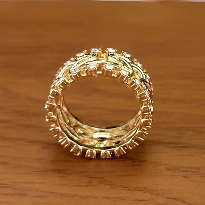 Ivy – Anillo Trenzado Vintage en Oro con Circonita
