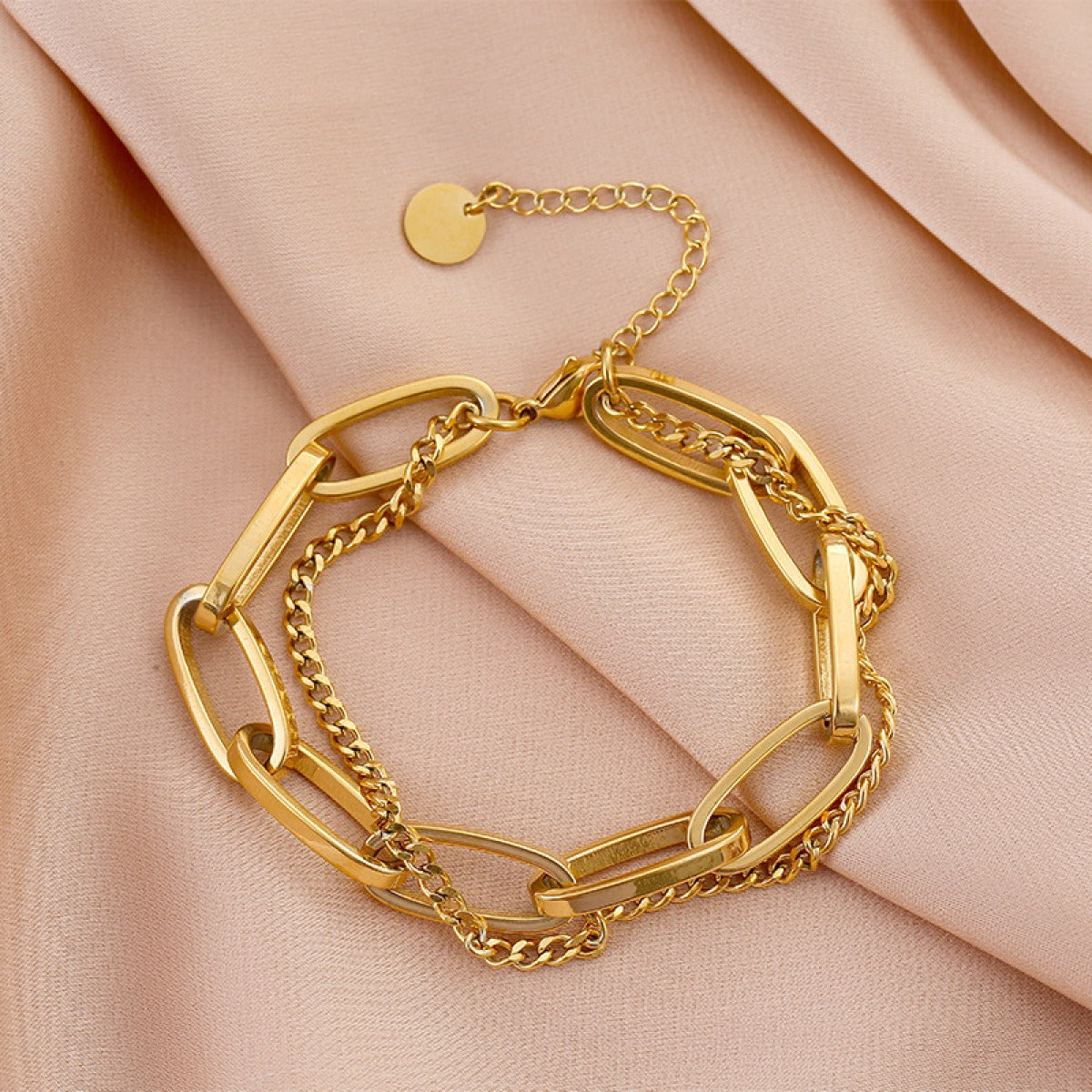 Carla – Pulsera de Eslabones Chapada Elegante