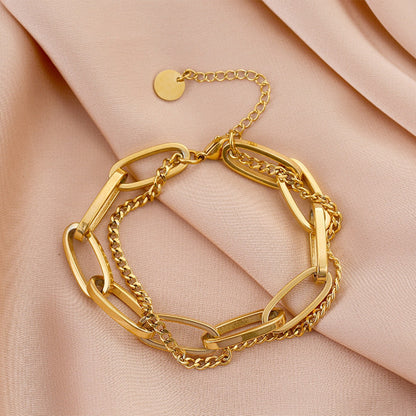 Carla – Pulsera de Eslabones Chapada Elegante