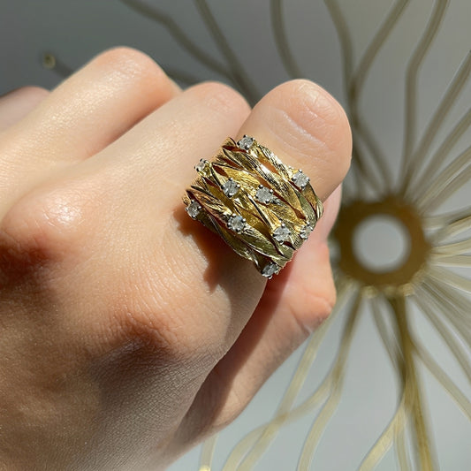 Marisse – Anillo Dorado Estilo Vintage con Brillo Sutil