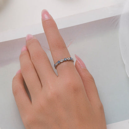 Naia – Anillo Ojo Protector Dorada