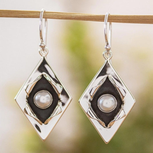 Nova – Pendientes Vintage Perlas & Plata Elegante