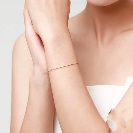 Erina – Pulsera Espina Elegante