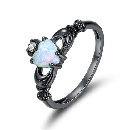 Meryl – Anillo Corazón en Ópalo Blanco