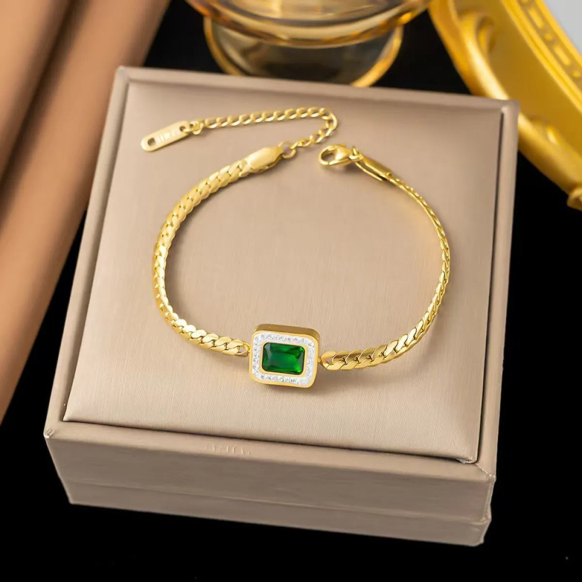 Esmeralda – Pulsera Zirconia Verde Elegante